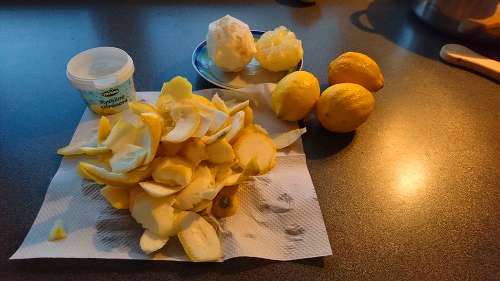citróny ošúpané
